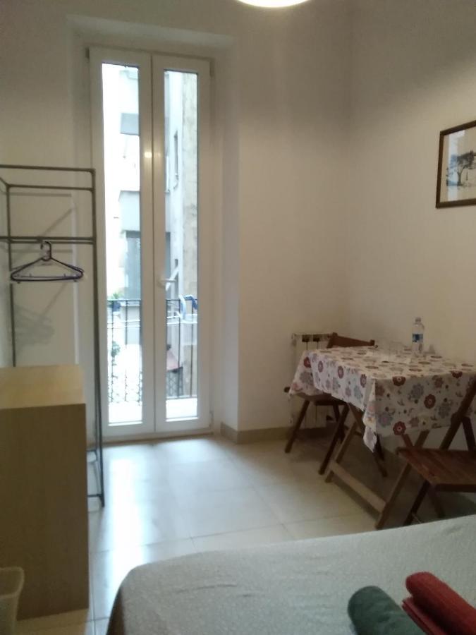 Affittacamere , Rooms Near Trastevere Station ローマ エクステリア 写真